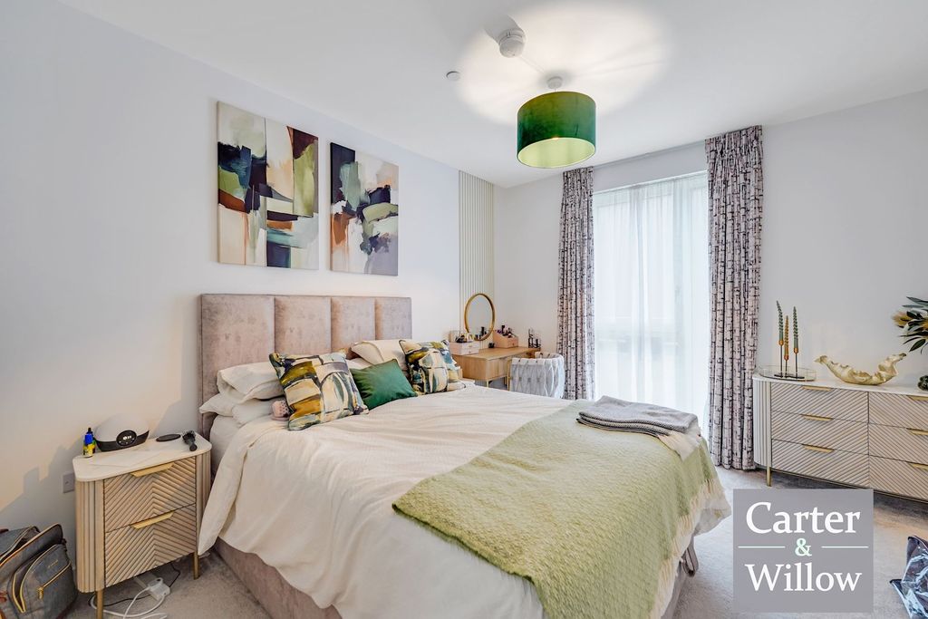 Additional image 8 of 3 bed flat for saleO'leary Mansions, Kings Hill, Barking IG11