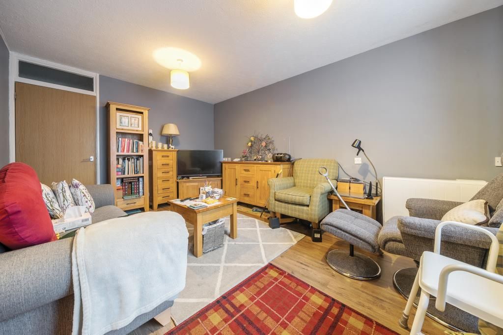 Additional image 7 of 2 bed flat for saleThe Larches, Carterton OX18