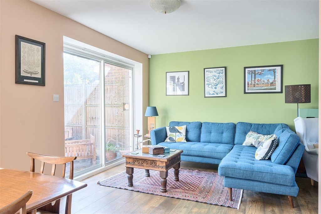Additional image 16 of 4 bed semi-detached house for saleWest Farm Close, Ashtead KT21