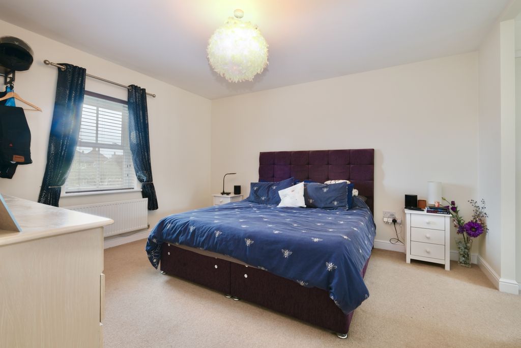 Additional image 7 of 5 bed detached house for saleDevon Drive, Biggleswade SG18