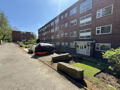 Kensington Court, Salford M7
