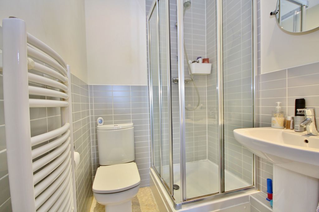Additional image 9 of 2 bed flat for saleGoldsworth Road, Woking, Surrey GU21