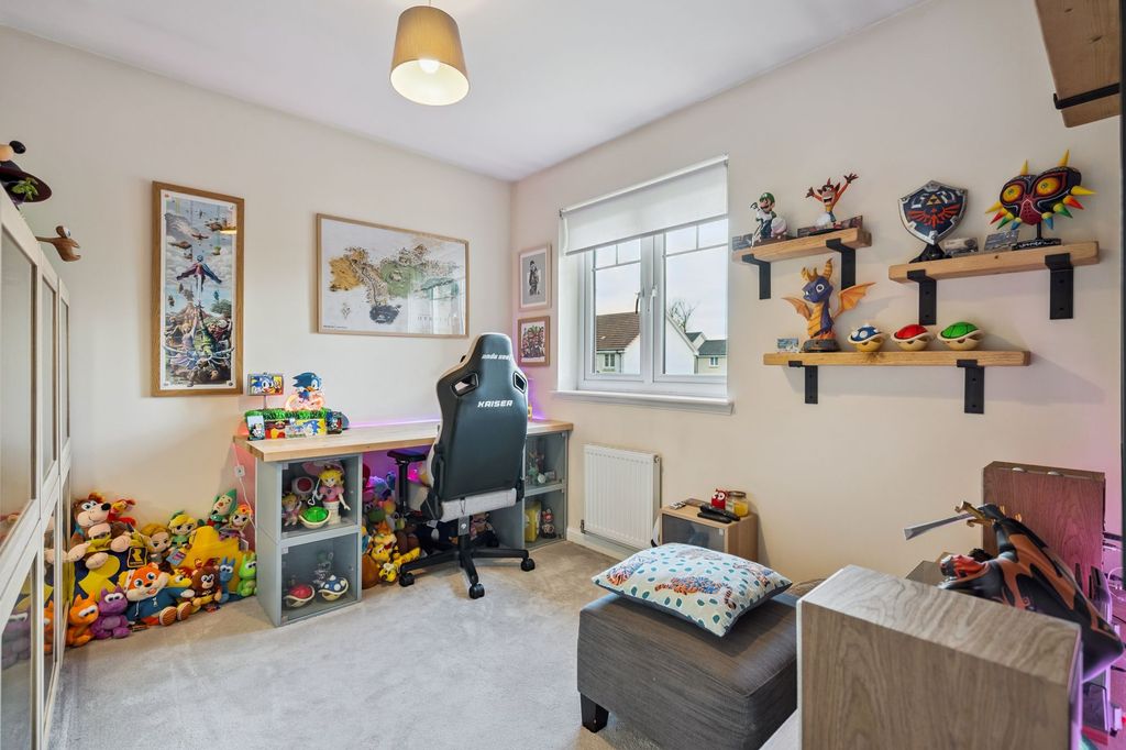 Additional image 11 of 3 bed semi-detached house for saleTern Crescent, Alloa FK10