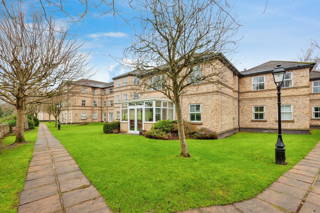 Additional image 9 of 1 bed flat for saleBrook Lane, Alderley Edge, Cheshire SK9
