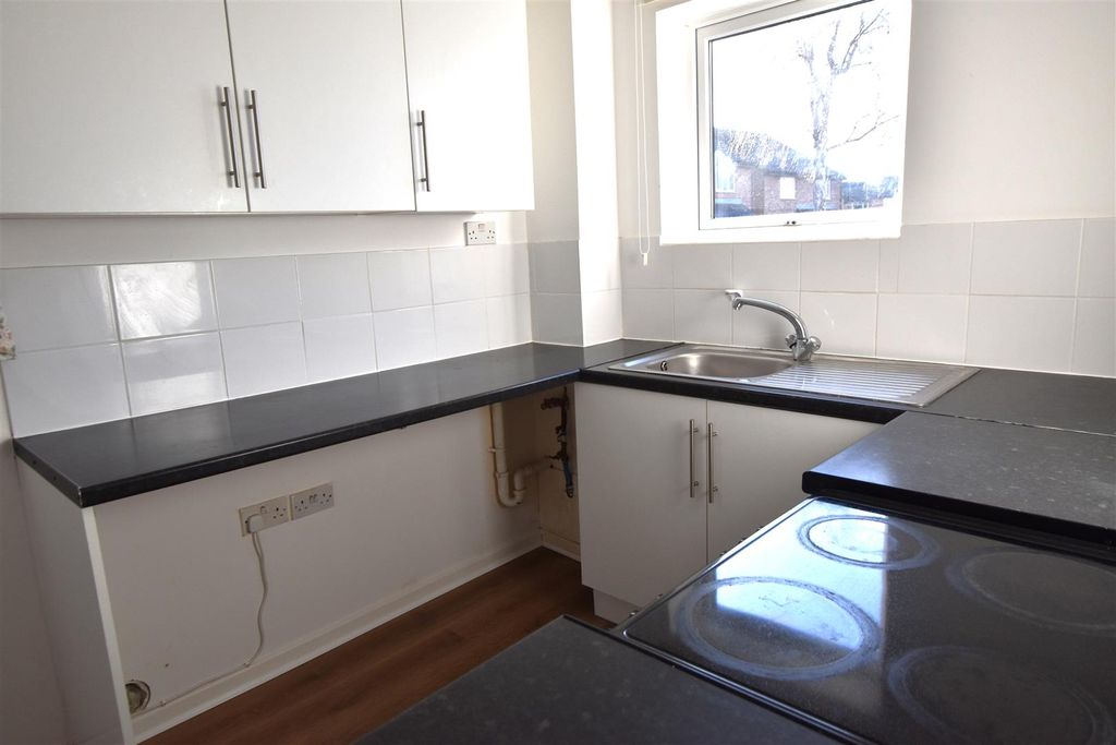 Additional image 3 of 1 bed property for saleMoor Pond Close, Bicester OX26