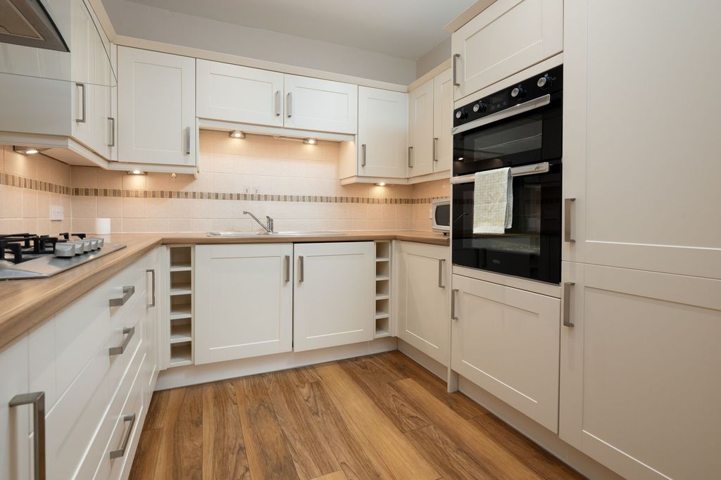 Additional image 7 of 2 bed flat for saleAuchinleck Terrace, Port Glasgow PA14