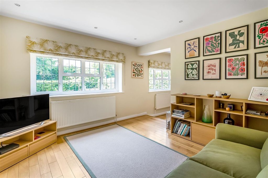 Additional image 6 of 4 bed detached house for saleCrampshaw Lane, Ashtead KT21