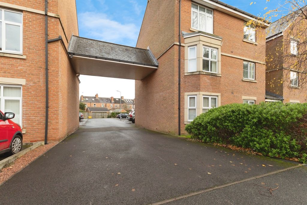 Additional image 11 of 2 bed flat for saleDorman Gardens, Middlesbrough TS5