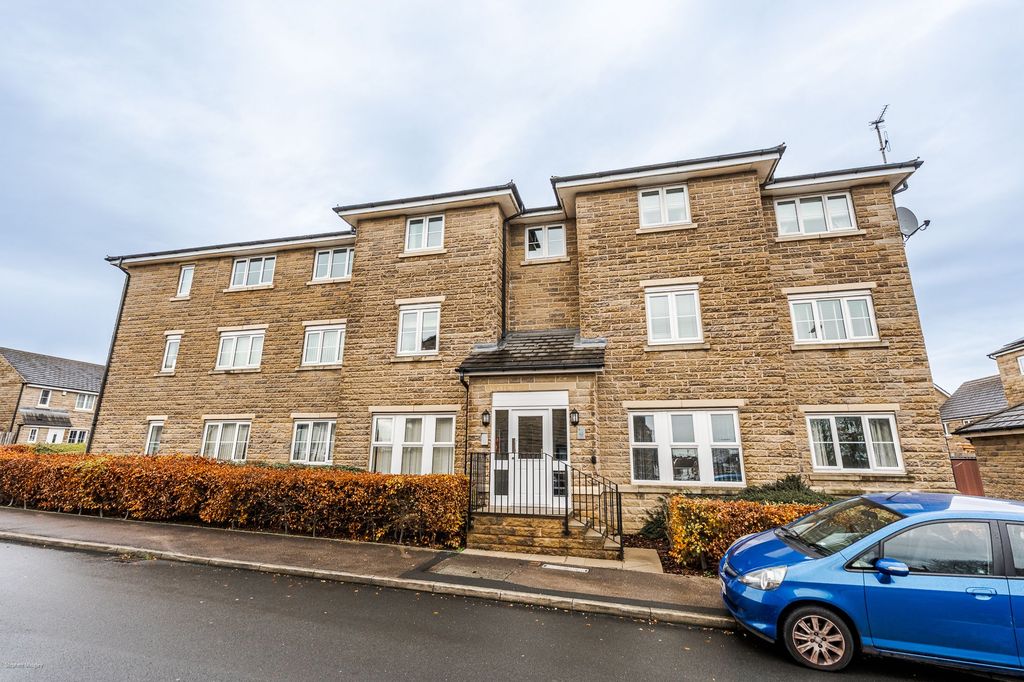 Additional image 10 of 2 bed flat for saleHighfield Chase, Dewsbury WF13