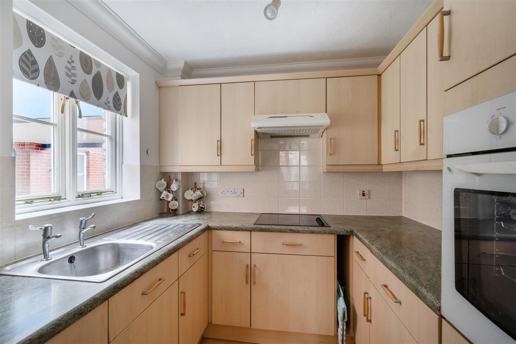 Additional image 3 of 1 bed flat for saleFolly Mill Lodge, South Street, Bridport DT6