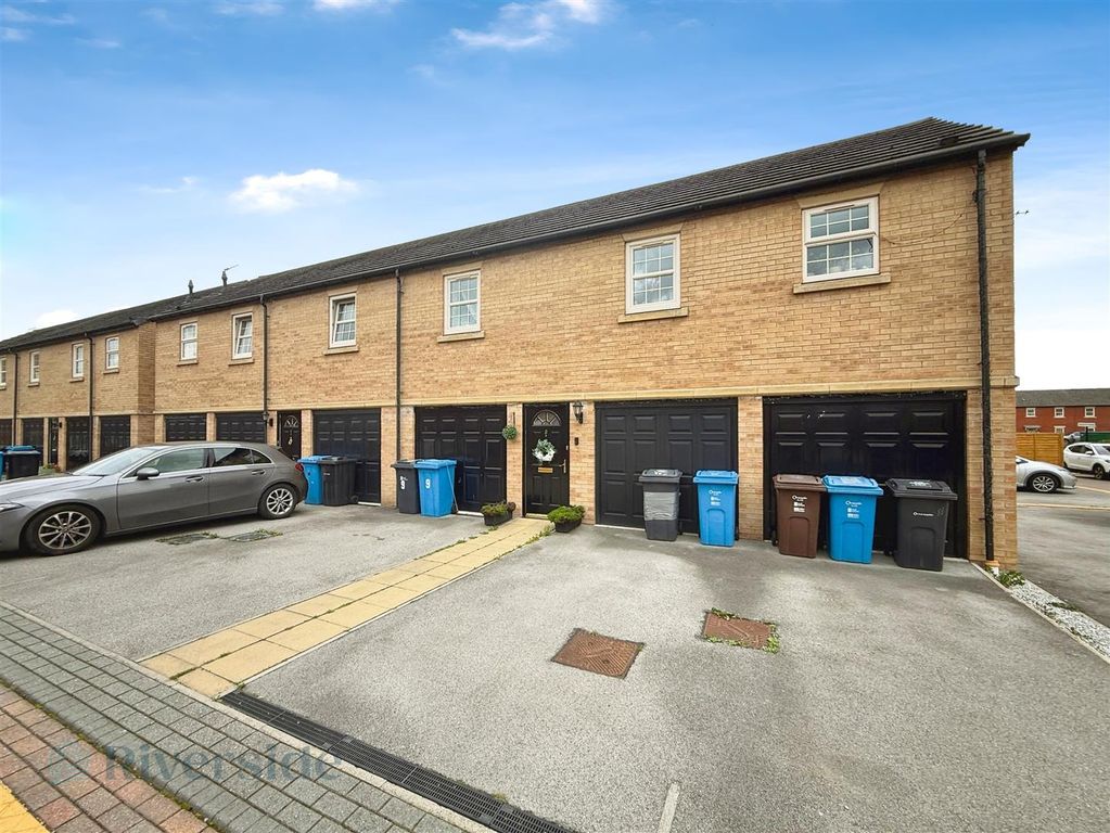 2 bed flat for saleJensen Mews, Hull HU4