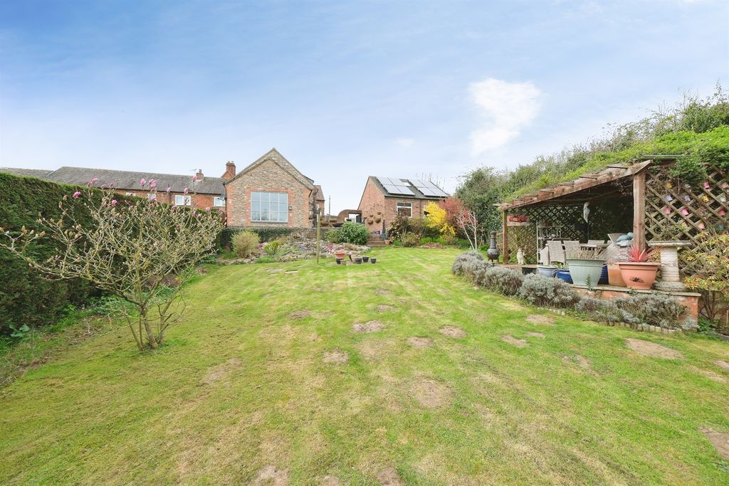 Additional image 20 of 3 bed barn conversion for saleBrooklet Farm, Castle Donington, Derby DE74