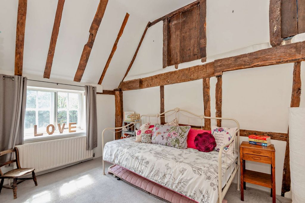 Additional image 14 of 6 bed detached house for saleEast Street, Billingshurst, West Sussex RH14