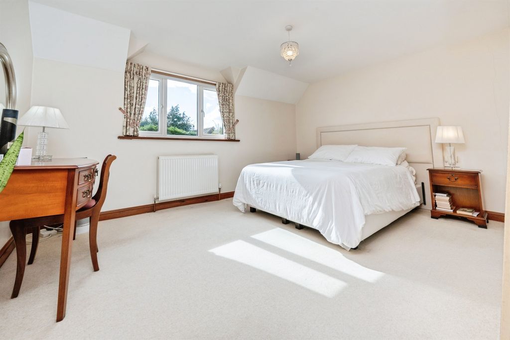 Additional image 24 of 4 bed detached house for saleSchool Lane, Weston Turville, Aylesbury HP22