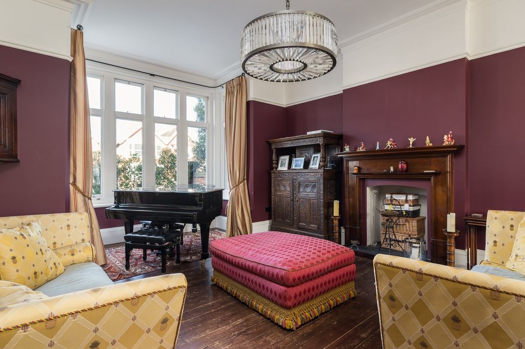 Additional image 7 of 7 bed detached house for saleGoldington Road, Bedford MK40
