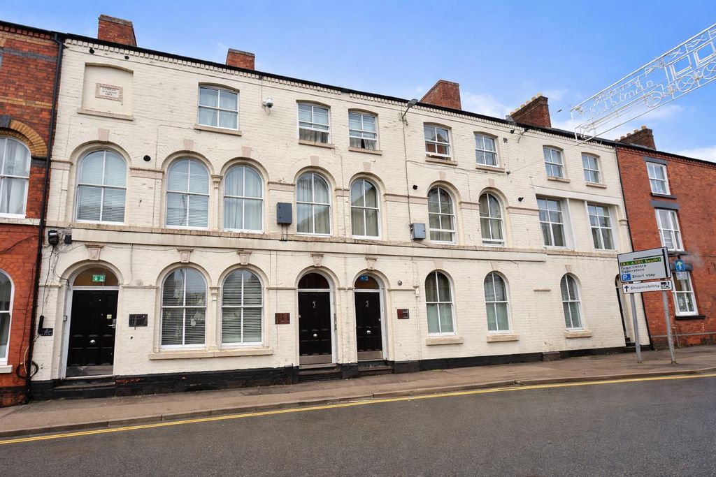 1 bed flat for saleOswald Road, Oswestry SY11