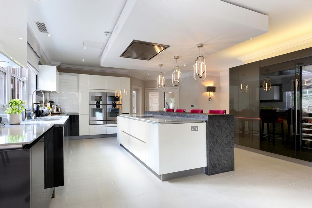 Additional image 11 of 6 bed detached house for saleKeepers Walk, Wentworth, Virginia Water, Surrey GU25