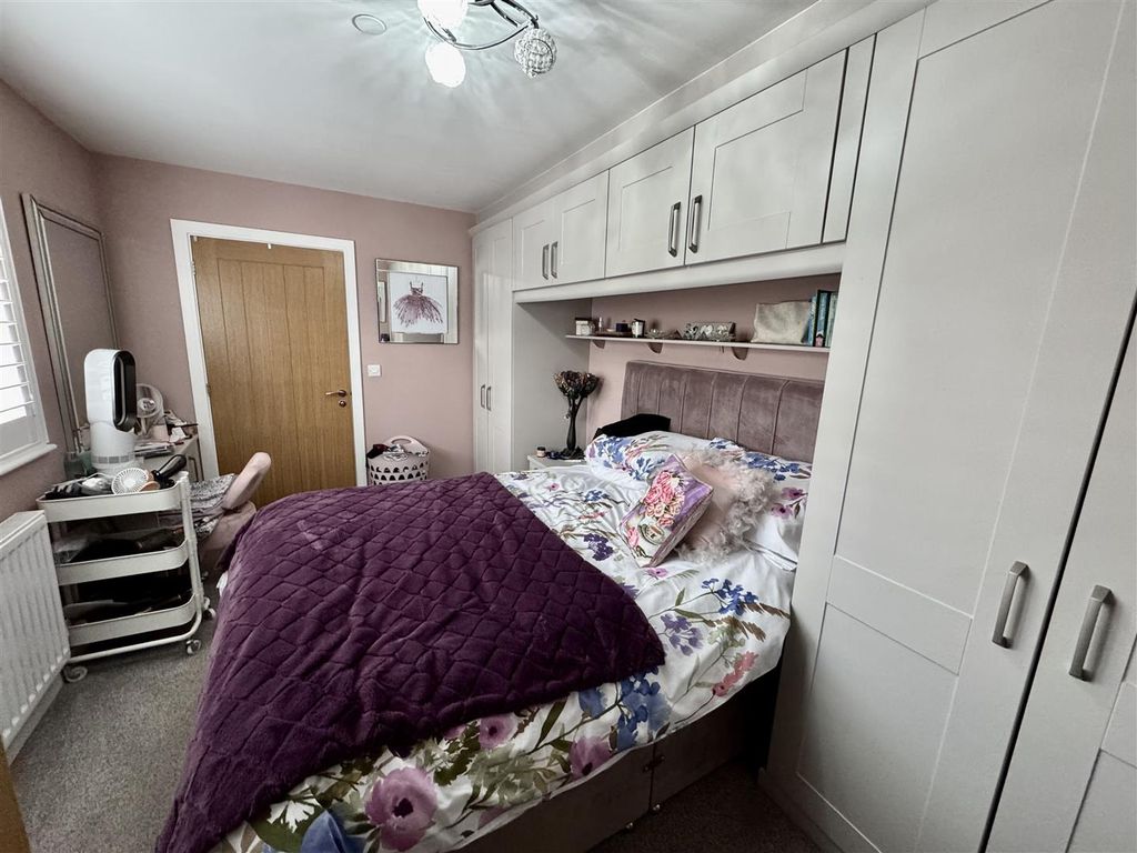 Additional image 8 of 3 bed detached bungalow for saleLlys Tir Nant, Tycroes, Ammanford SA18