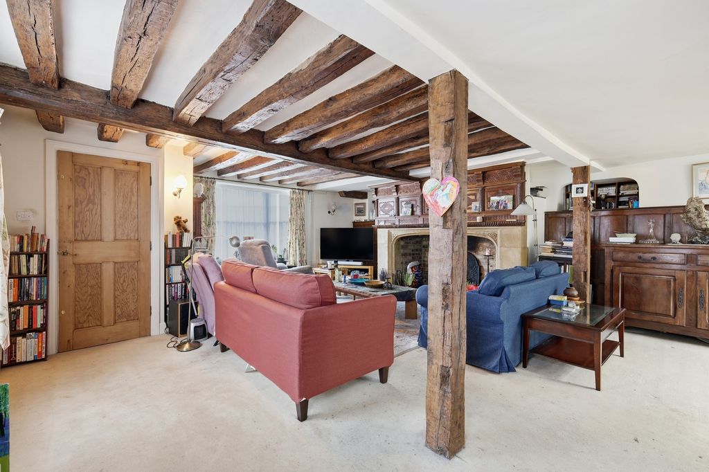 Additional image 4 of 4 bed end terrace house for saleHigh Street, Berkhamsted HP4