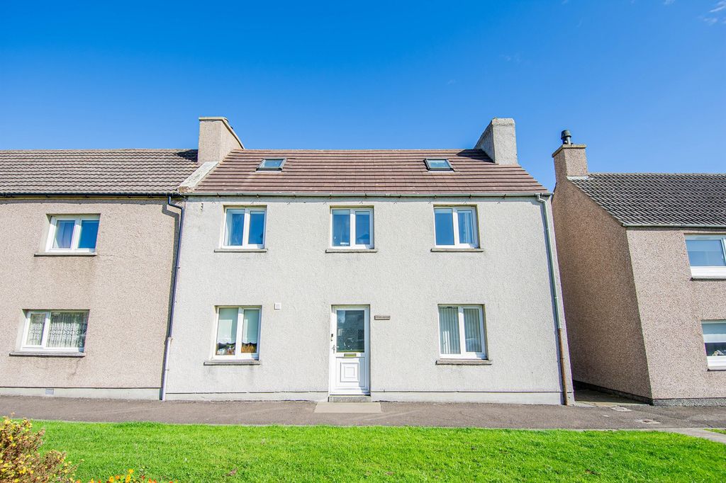 4 bed semi-detached house for saleMain Street, Lybster, Highland. KW3