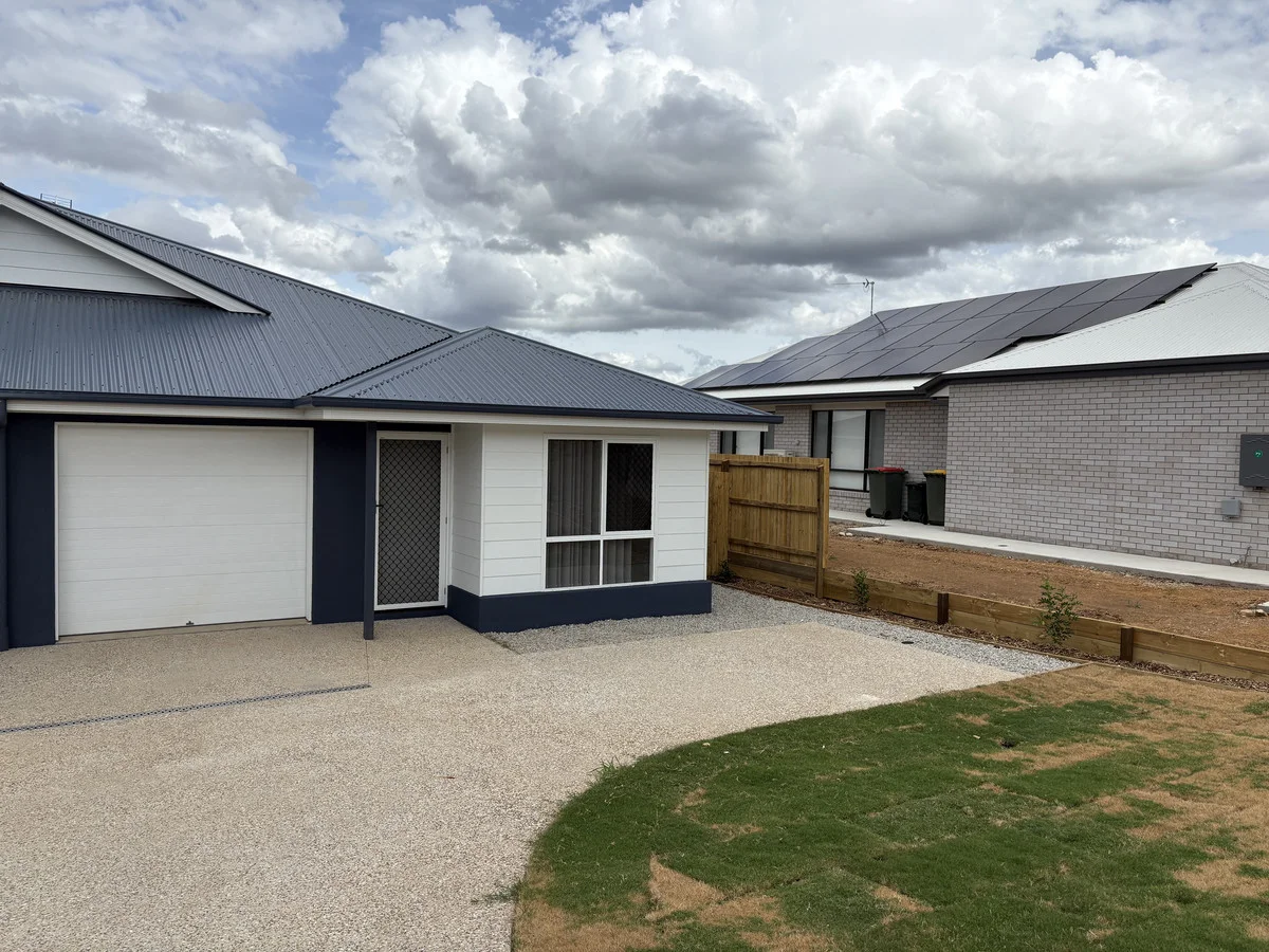 2/32 Chant Drive, Warwick QLD 4370