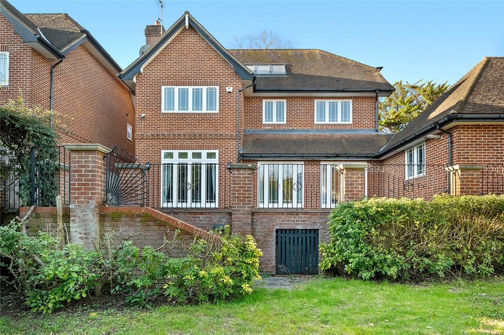 Additional image 6 of 5 bed detached house for saleQuinta Drive, Barnet EN5