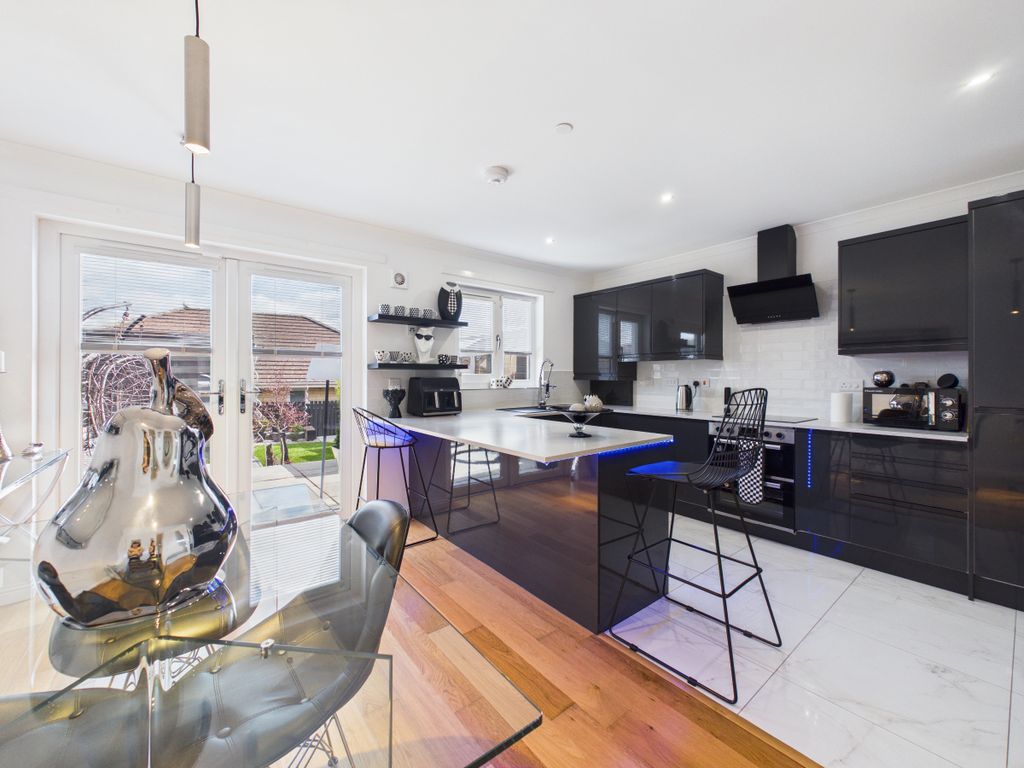Additional image 4 of 4 bed semi-detached house for saleGartmorn Grove, Plains, Airdrie ML6