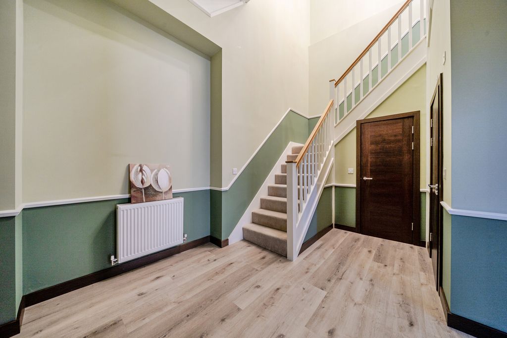 Additional image 10 of 4 bed terraced house for saleGillies Lane, Aldershot GU11