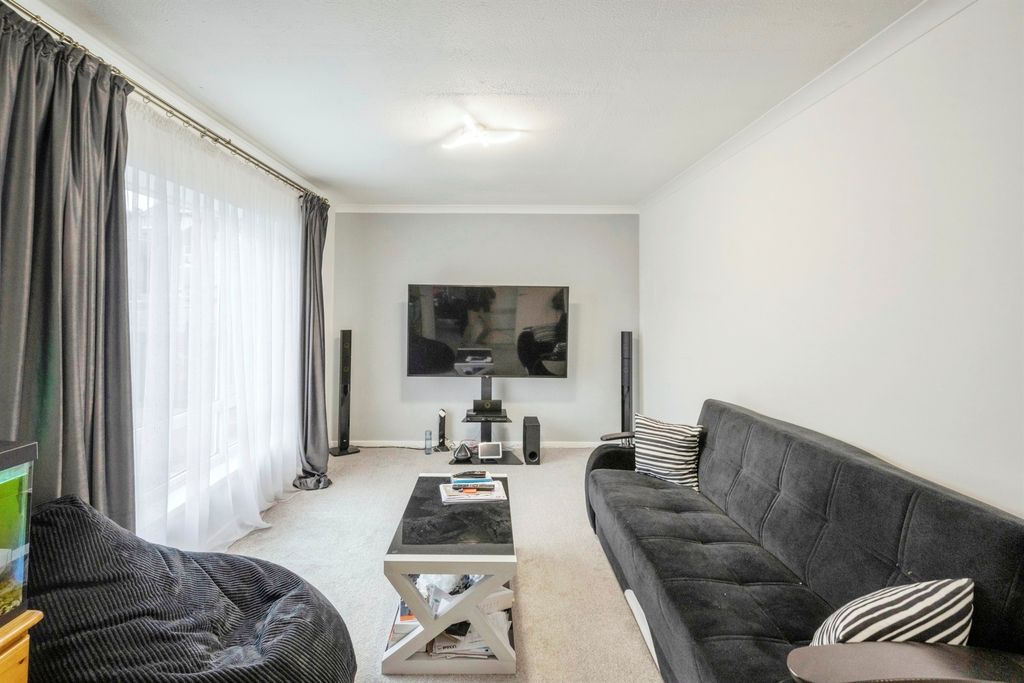 Additional image 7 of 2 bed flat for saleQueen Street, Balby, Doncaster DN4