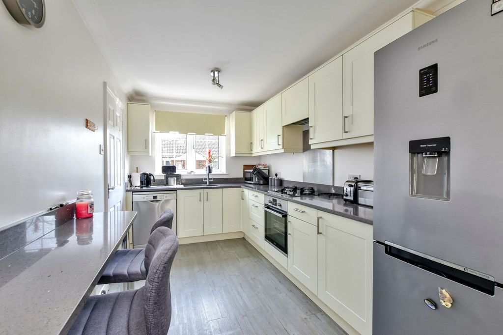 Additional image 9 of 3 bed detached house for saleOak Green, Abbots Langley WD5