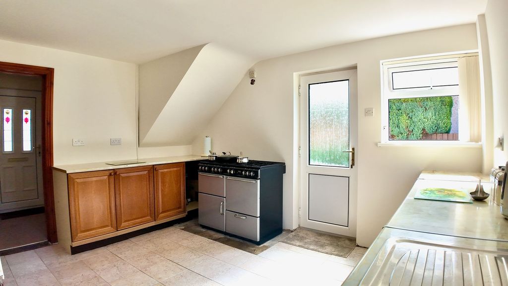 Additional image 10 of 3 bed semi-detached house for saleMontclaire Avenue, Blackwood NP12