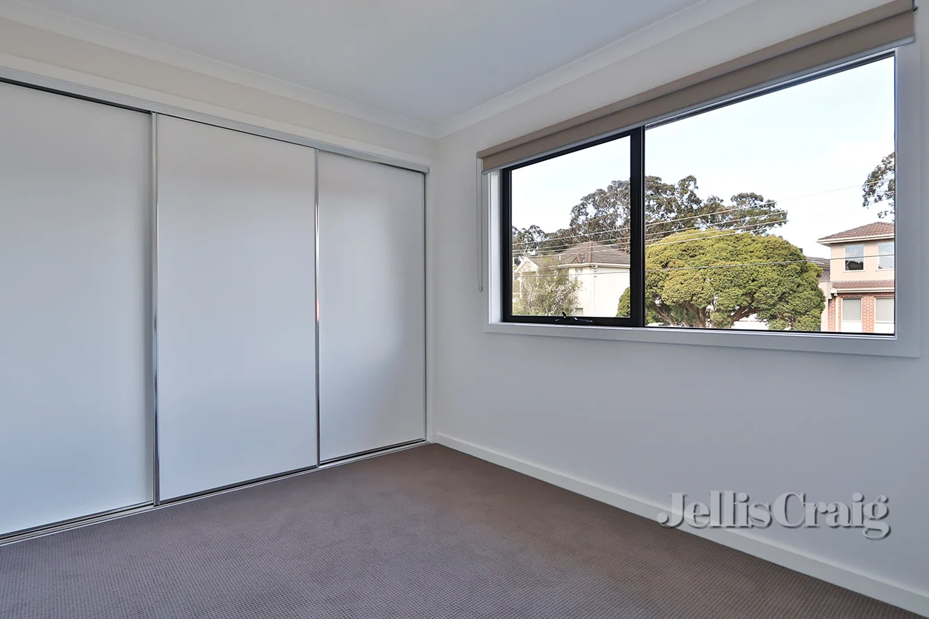 Additional image 5 of 1/33 Thompson Street, Glen Waverley VIC 3150