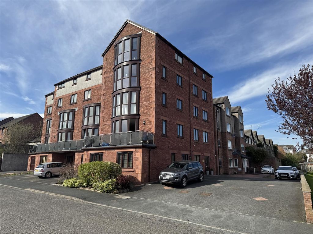 2 bed flat for saleMardale Road, Penrith CA11