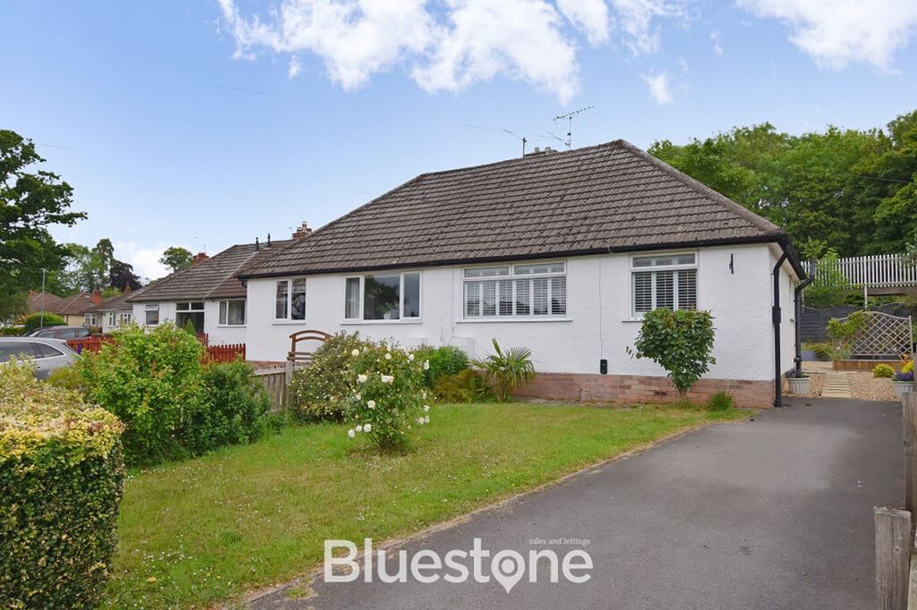2 bed semi-detached bungalow for saleHolywell Crescent, Abergavenny NP7