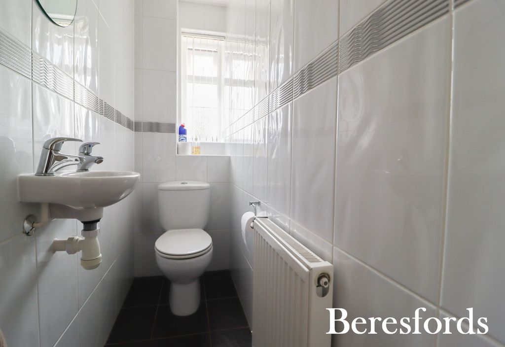 Additional image 10 of 2 bed flat for saleHall Lane, Upminster RM14