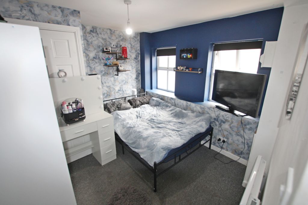 Additional image 9 of 3 bed flat for salePeel Street, Accrington BB5