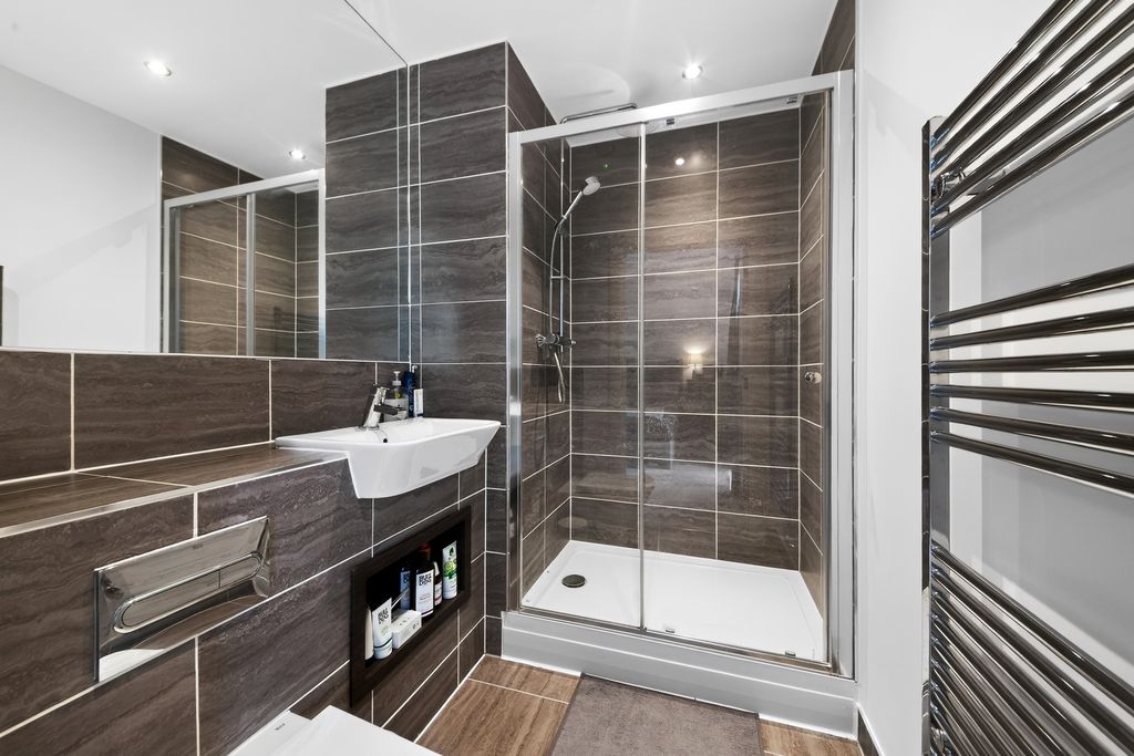 Additional image 3 of 3 bed flat for sale3 Kings Hill, Barking IG11