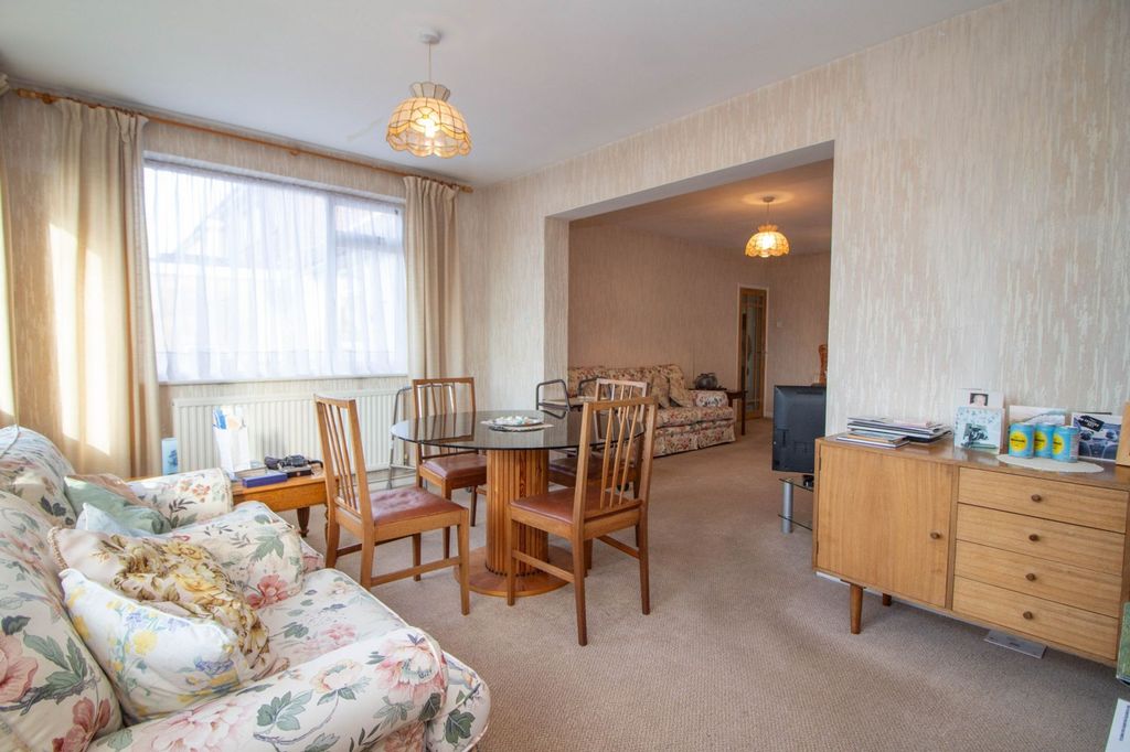 Additional image 3 of 3 bed detached house for saleGreenfield Avenue, Carpenders Park, Watford WD19