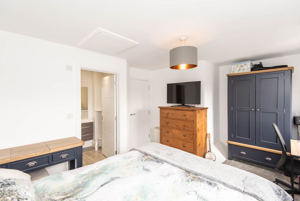 Additional image 16 of 4 bed semi-detached house for saleGratton Place, Chesterfield S41