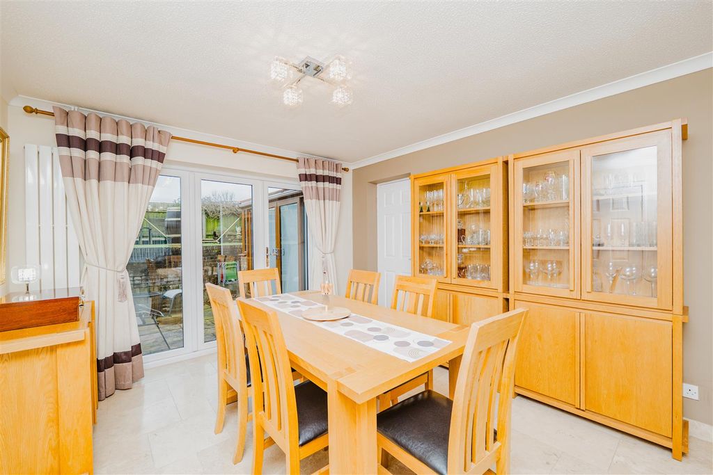 Additional image 7 of 5 bed detached house for saleSherbourne Close, Barry CF62