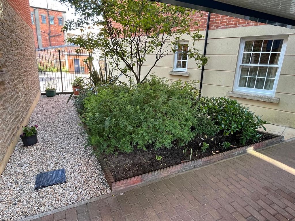 Additional image 9 of 1 bed flat for saleFolly Mill Lodge, South Street, Bridport DT6