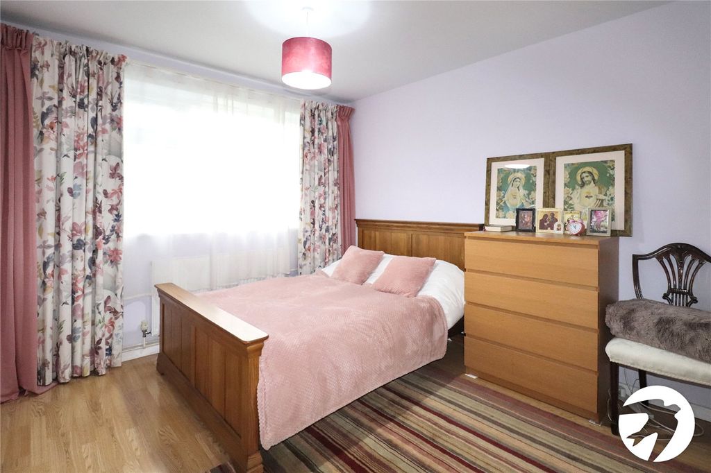 Additional image 6 of 2 bed flat for saleEssenden Road, Belvedere DA17