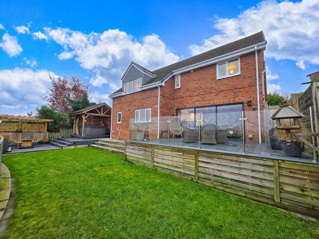 Additional image 2 of 5 bed detached house for saleMelvinia Crescent, Barnsley S75