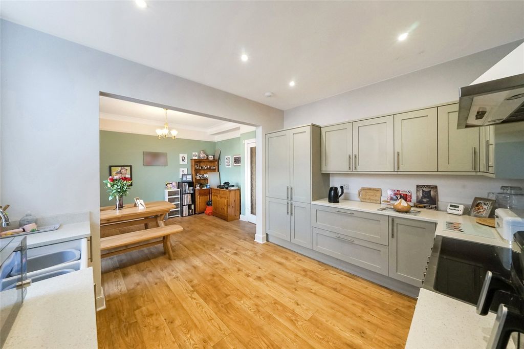 Additional image 8 of 4 bed semi-detached house for saleClackmannan Road, Alloa, Clackmannanshire FK10