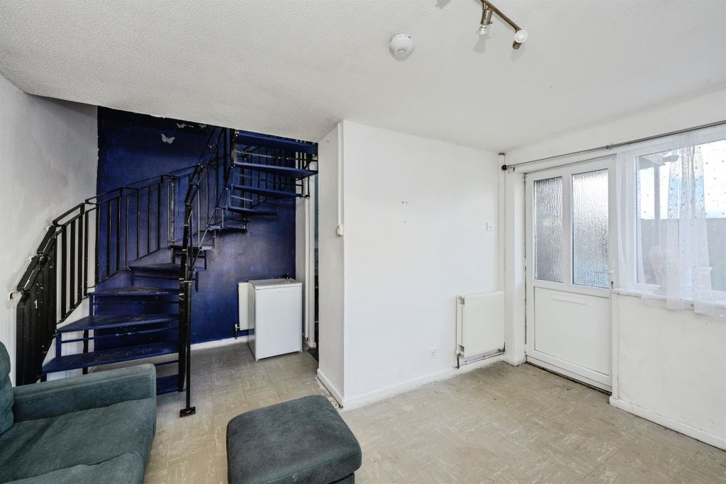 Additional image 4 of 1 bed maisonette for saleLon Carreg Bica, Birchgrove, Swansea SA7