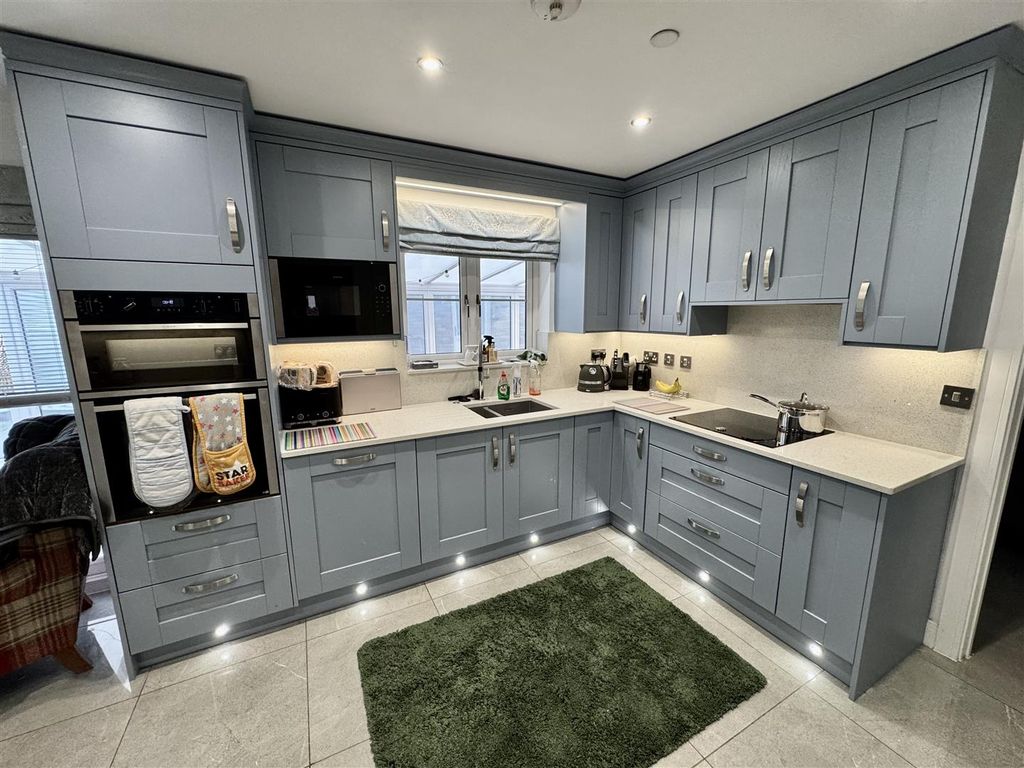 Additional image 5 of 3 bed detached bungalow for saleLlys Tir Nant, Tycroes, Ammanford SA18