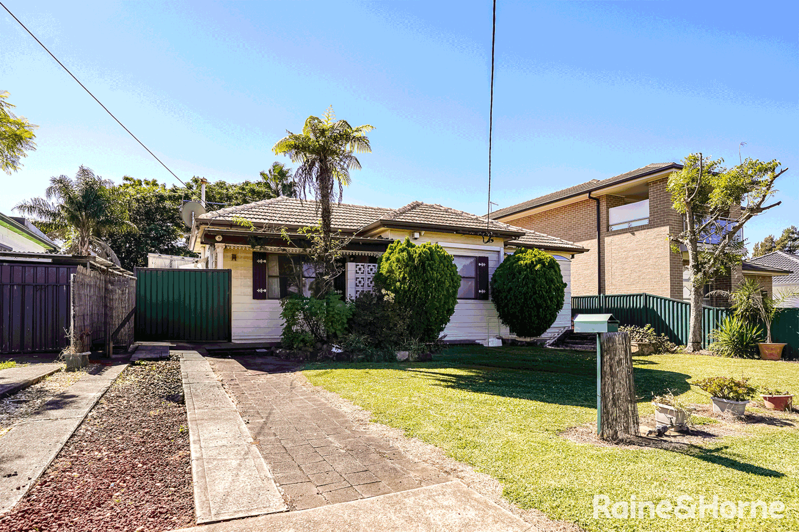 7 Dan Street, Merrylands NSW 2160