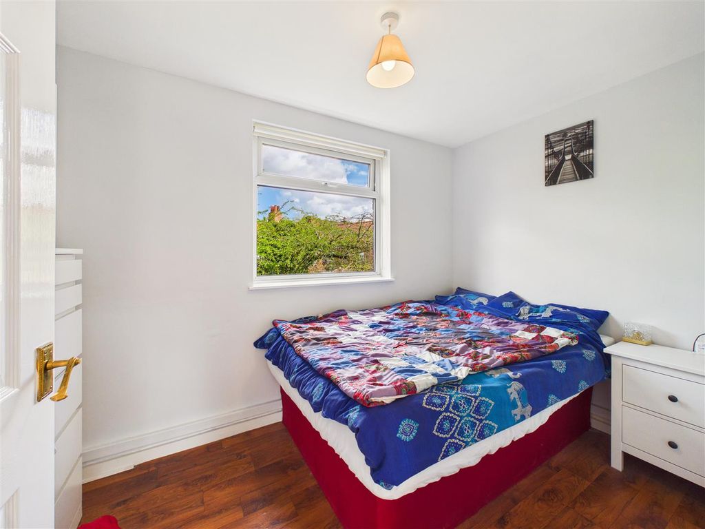 Additional image 6 of 1 bed flat for saleHighgate Court, Highgate, Beverley HU17