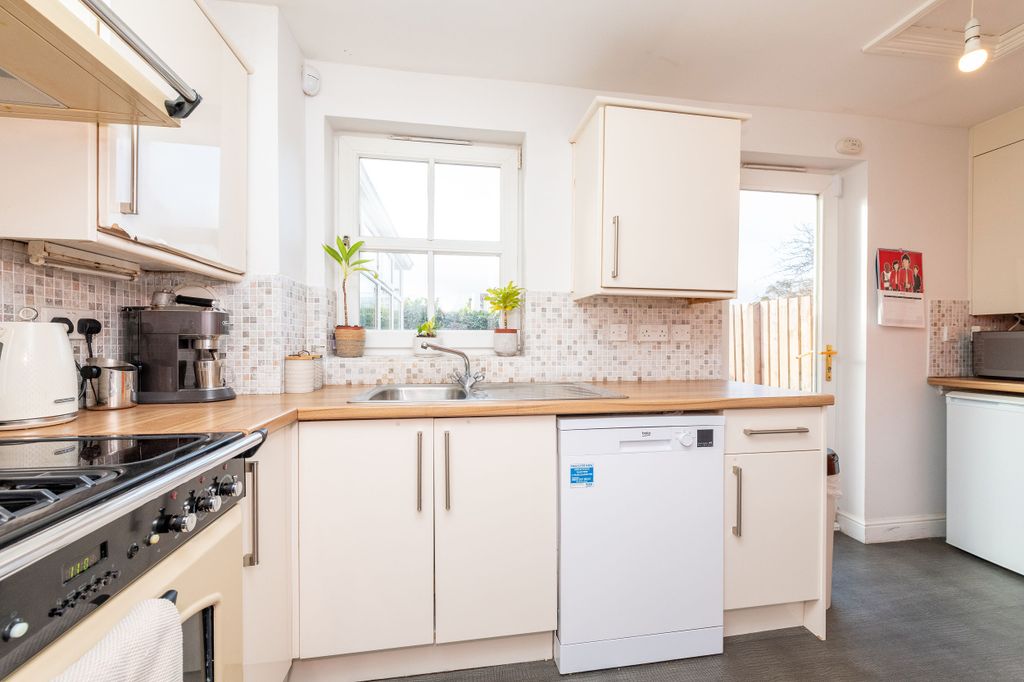 Additional image 7 of 3 bed semi-detached house for sale39 Malbet Wynd, Liberton, Edinburgh EH16
