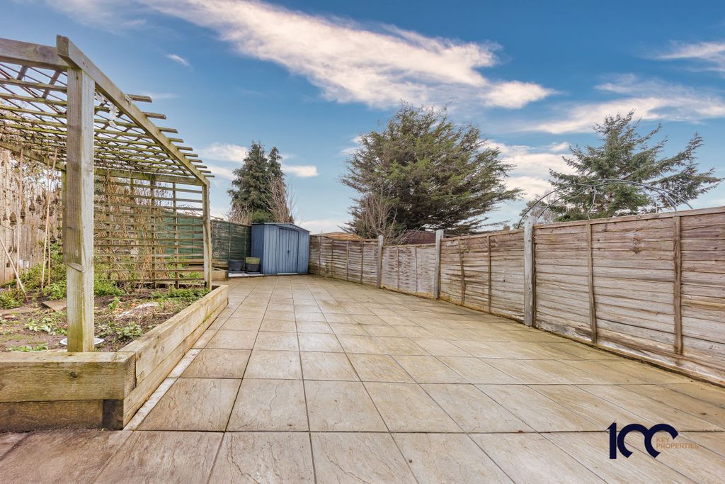 Additional image 29 of 4 bed semi-detached house for saleEliot Road, Dagenham RM9